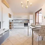 Holiday home Attico Il Mandorleto